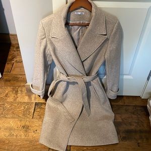 NWT Dex Belted Collar Coat